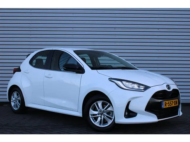 Mazda 2 Hybrid 1.5 Agile Comfort pakket | Airco | Cruise | Apple Carplay | Android Auto | Camera | 1...