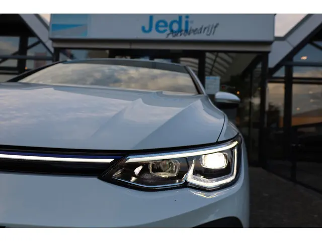 Volkswagen Golf GTE eHybrid 5drs 1.4 TSI 150kw/204pk DSG6