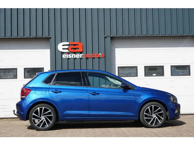 Volkswagen Polo 1.0 TSI Highline | CLIMATE | TREKHAAK | ADAPT. CRUISE | CARPLAY |