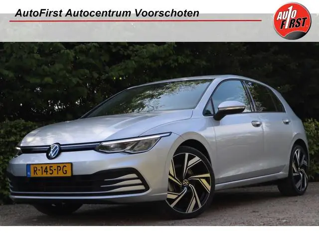 Volkswagen Golf 1.0 TSI Life | Sfeerverlichting | ACC | Carplay |