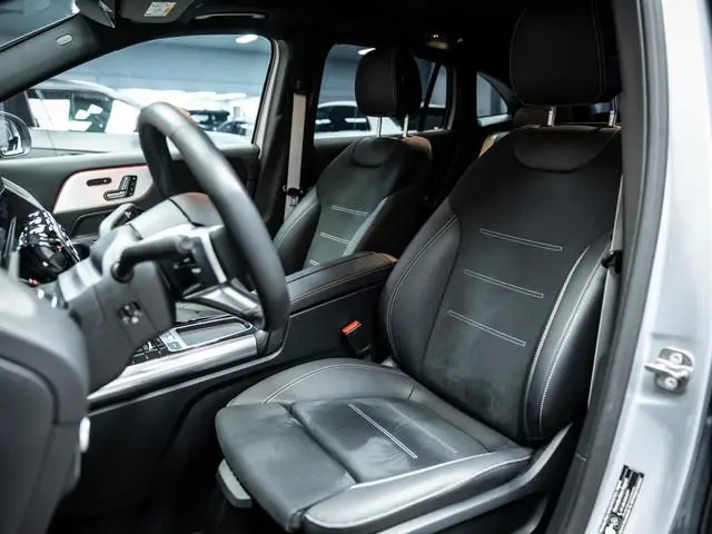 Mercedes-Benz GLA-klasse 250 e Business Solution AMG | AMG uitgevoerd | Trekhaak | Pano | Stoelverwa...