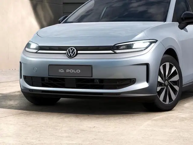 Volkswagen ID. Polo Life First Edition 52 kWh accu, 155 kW / 211 PK Ha Achteruitrijcamera | Carplay...