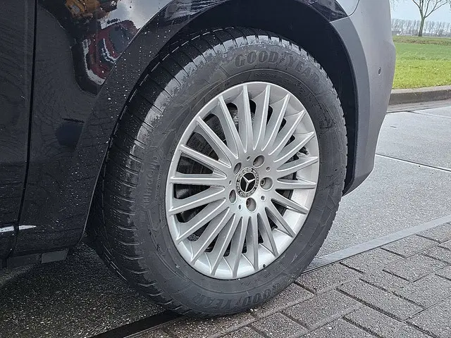 Mercedes-Benz eVito