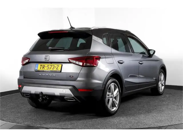SEAT Arona 1.0 TSI 116 PK FR | Cruise | PDC | Camera | ECC | Trekhaak | LM 17" |
