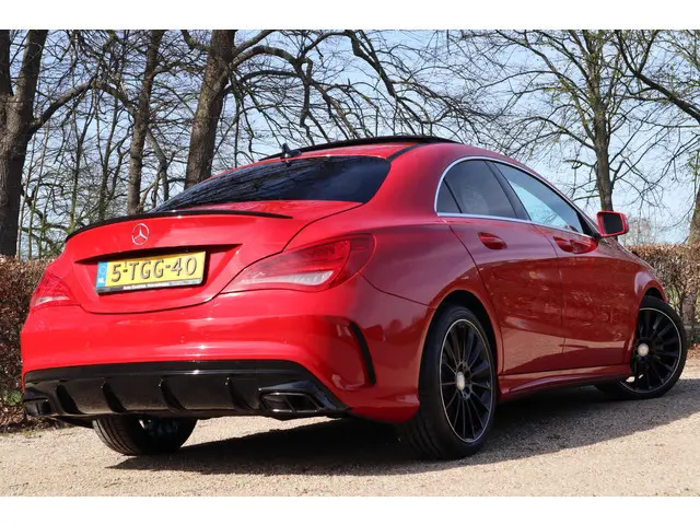 Mercedes-Benz CLA-klasse 180 AMG | CLA 45 Look | Panoramadak |