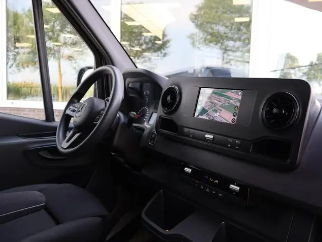 Mercedes-Benz Sprinter 315 1.9 CDI L3H2 RWD 150 PK AUT. + TREKHAAK | LED | CAMERA | APPLE CARPLAY |...