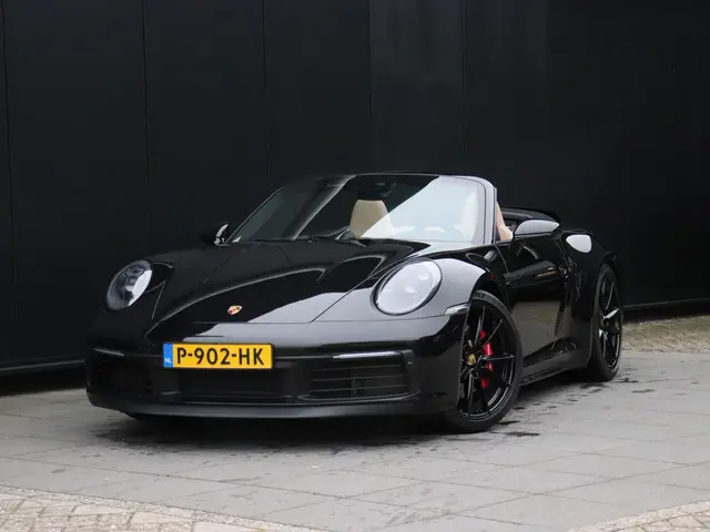 Porsche 911 Cabrio 3.0 Carrera 4 S | BURMESTER | LIFTING |PDSL +| SPORTCHRONO | CAMERA | STOELVERW....