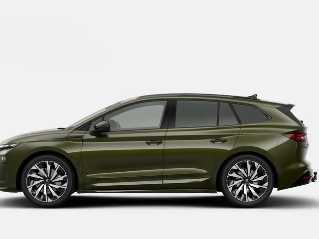 Škoda Enyaq iv Business Edition Elektromotor 210 kW / 286 PK SUV 21'' velgen | Panoramisch schuif/ka...