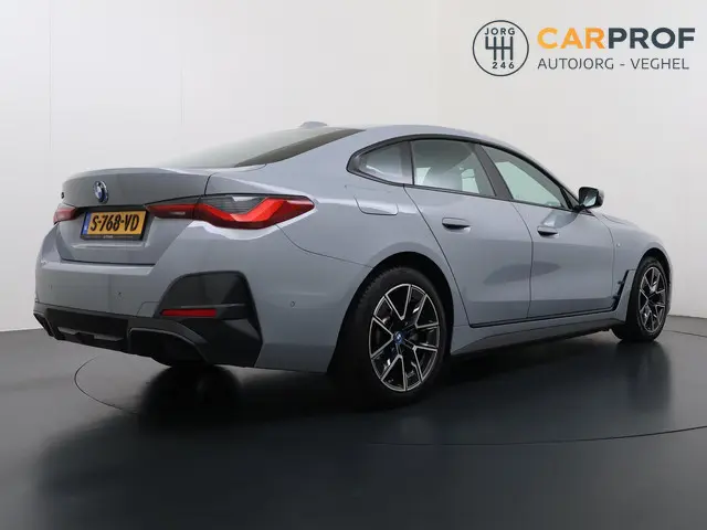 BMW i4 eDrive40 84 kWh M-Sport | NL Auto | Camera |  Cruise Control