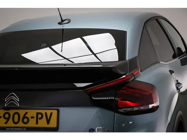 Citroën ë-C4