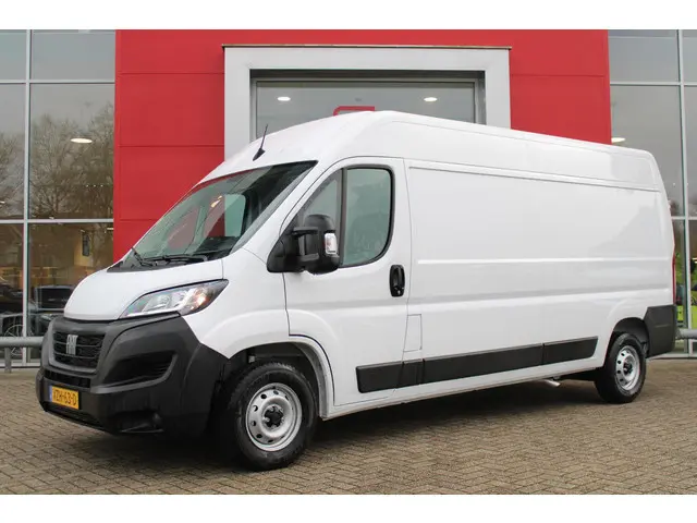 Fiat Ducato 33 2.2 MultiJet 140PK L3H2 | NIEUWE BUS! BPM VRIJ! | ACHTERUITRIJ CAMERA | APPLE CARPLAY/ANDROID AUTO | 3-ZITS | CRUISE CONTROL | CLIMATE CONTROL | DAB+ RADIO | DIGITALE COCKPIT |