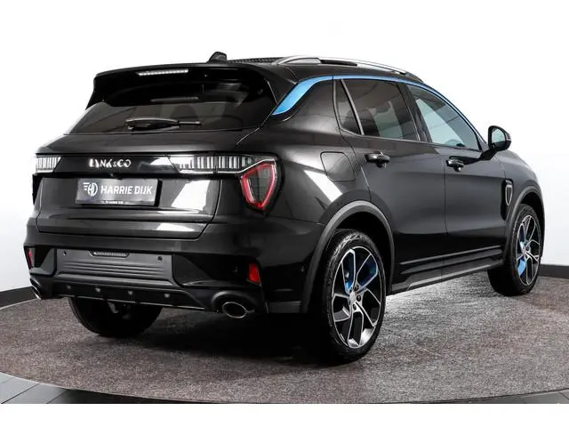 Lynk & Co 01 1.5 PHEV 261PK MY22 | 360 Camera | 7.4 KWH Boordlader | S/K-panodak | Adapt. Cruise | M...
