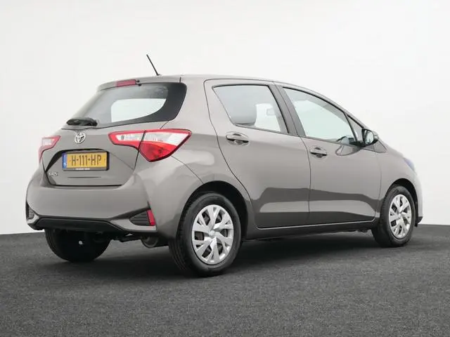 Toyota Yaris 1.0 VVT-i Comfort | Airco | Bluetooth | Dealer onderhouden