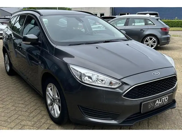 Ford Focus Wagon 1.0 Trend | Airco | Cruise Control | Parkeersensoren | Navigatie |