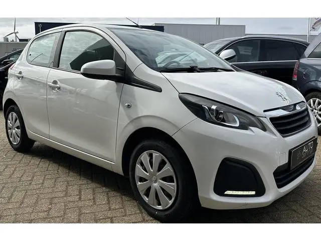 Peugeot 108 1.0 e-VTi Active | Nette Staat | Trekhaak | Airco | 5 Deurs | APK tot 03-10-2026 |
