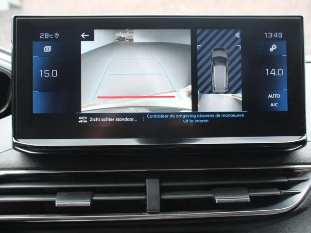 Peugeot 5008 1.2 PureTech 130pk Automaat Allure Pack 7-zits | Navigatie | Apple Carplay/Android Auto...