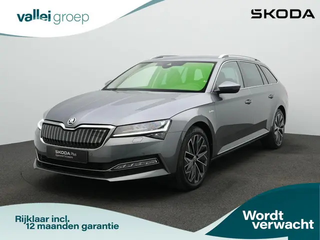 Skoda Superb 1.4 TSI iV 218 pk Laurin & Klement | Leder | Navigatie Columbus | Geheugenstoelen | Ada...