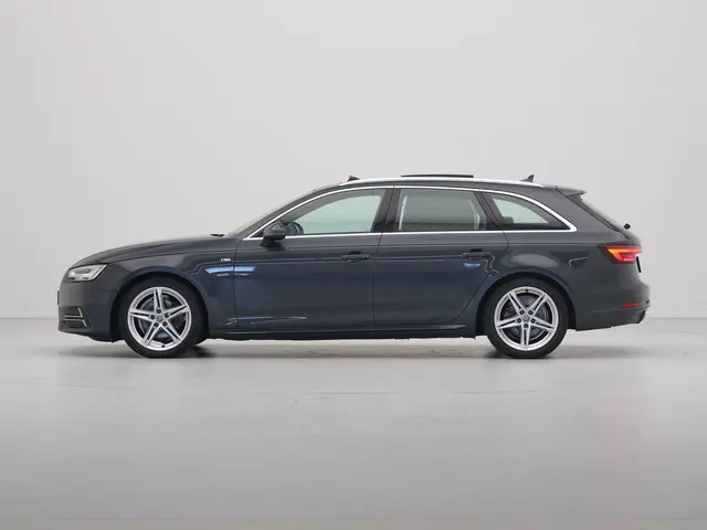 Audi A4 Avant 1.4 TFSI Sport S line edition Panorama Navigatie Keyless Pdc Led 67