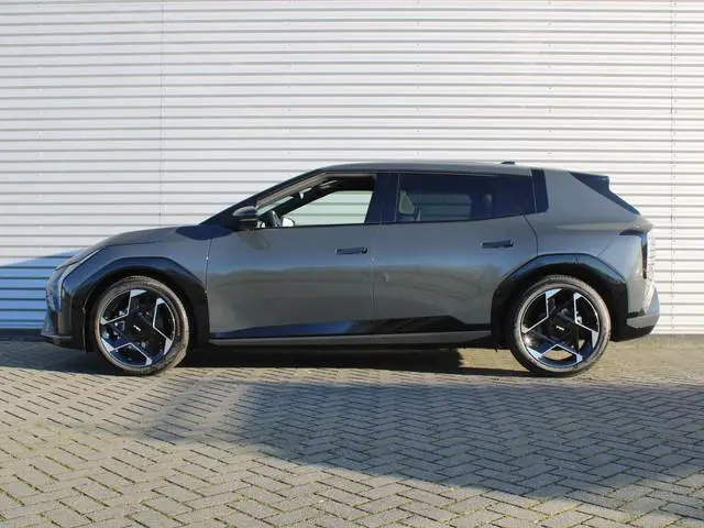Kia EV4