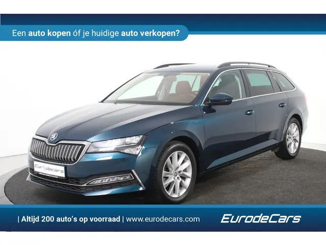 ŠKODA Superb Combi 1.4 TSI iV *1ste Eigenaar*Navigatie*Stoelverwarming*Camera*Carplay*