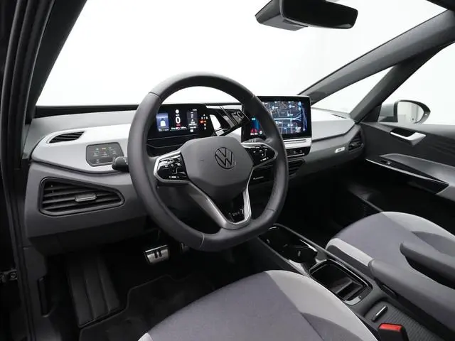 Volkswagen ID.3 First Plus 58 kWh 204 pk | Trekhaak | IQ Light | Stuur-/stoelverwarming | Navigatie...