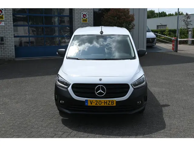 Mercedes-Benz Citan 110 CDI L1 Pro 3 Zitplaatsen, MBUX, Stoelverwarming