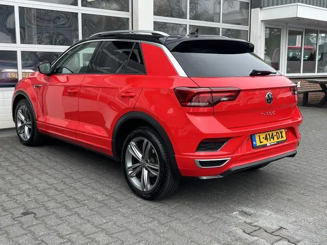 Volkswagen T-Roc 1.5 TSI Sport Business R-line Digitaal display Stoelverwarming Electrische achterkl...