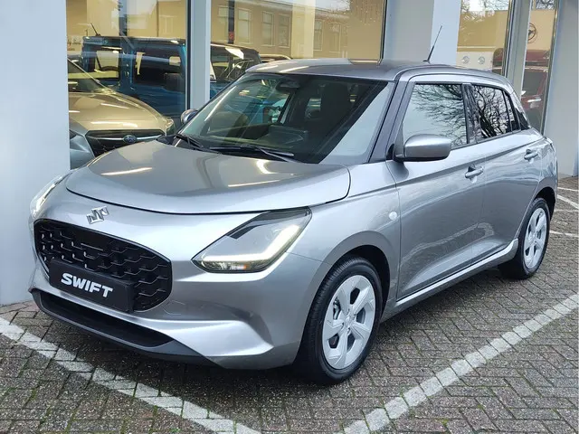 Suzuki Swift 1.2 SELECT SMART HYBRID AUTOMAAT Direct Leverbaar | Tot 10 JAAR GARANTIE! | Inclusief €...