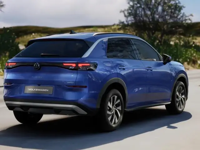 Volkswagen T-Roc Limited Edition 1.5 eTSI 116 PK 7 versn. DSG · Comfort pakket · Achteruitrijcamera...