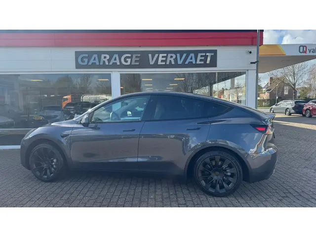 Tesla Model Y RWD 58 kWh