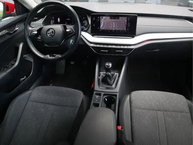 ŠKODA Octavia Combi 1.0 TSI Business Edition Navi / Climate / Stoelverw / Btw auto