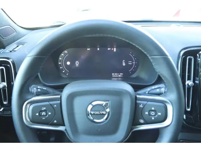 Volvo C40