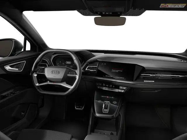 Audi Q4 e-tron 45 quattro S Edition Competition 286 PK · Assist. pakket plus · Comfortpakket · Trekh...