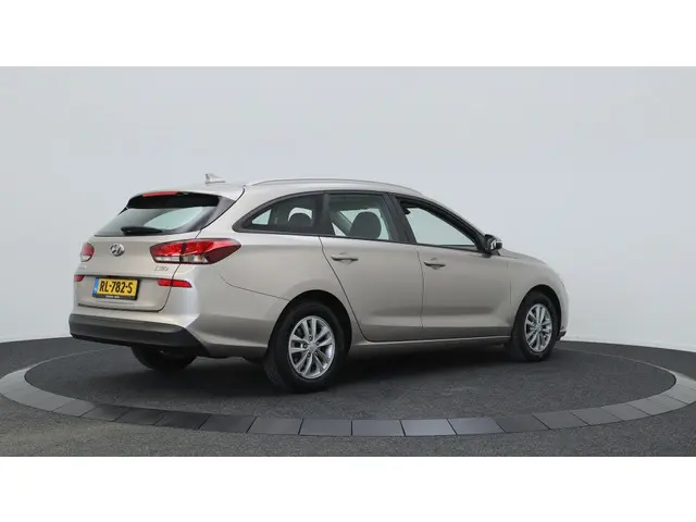 Hyundai i30 Wagon 1.0 T-GDI Comfort | Navigatie | Cruise Control |