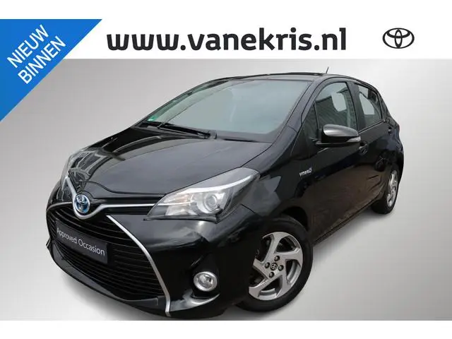 Toyota Yaris 1.5 Hybrid Trend , Trekhaak, Achteruitrij Camera, Lichtmetalen velgen, Apple Android au...