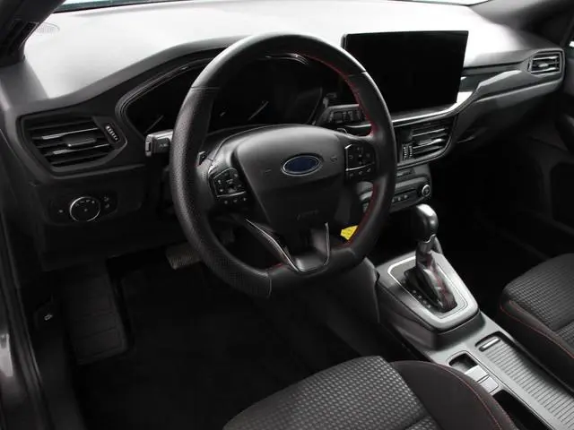 Ford Focus 1.0 Focus 125 PK HB ST-Line Automaat Navigatie Climate control cruise control Carplay LM...