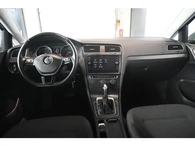 Volkswagen Golf Variant 1.0 TSI Comfortline Carplay Cruise control LED Clima Navigatie 1e Eigenaar P...