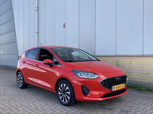 Ford Fiesta 1.0 EcoBoost Hybrid 125pk Titanium X 5-deurs AppleCarplay/AndroidAuto-Navigatie-cruise c...