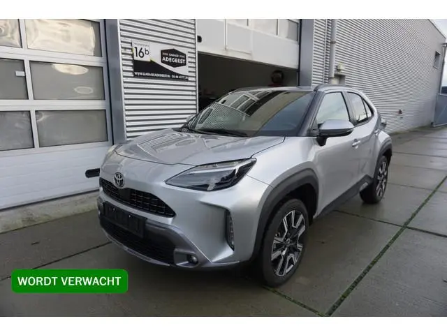 Toyota Yaris Cross 1.5 Hybrid 130 Executive Navi|Carplay|PDC V+A|Dodehoek|E.a.klep|Stoel en stuurver...