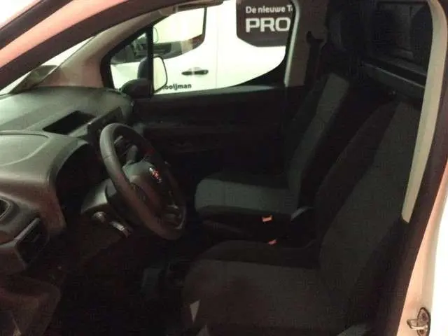 Toyota pro-ace