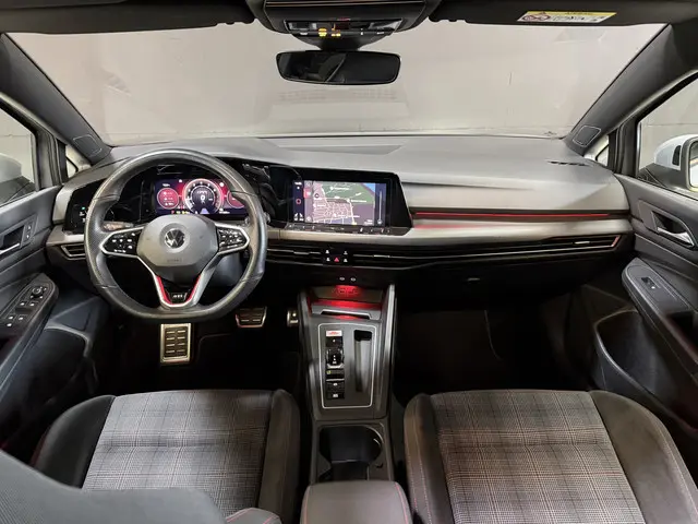 Volkswagen Golf 2.0 TSI GTI | IQ Light  | ACC | Pano | Harman Kardon