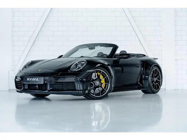 Porsche 911 Cabrio 3.8 Turbo S l Akrapovic l Burmester l Lift