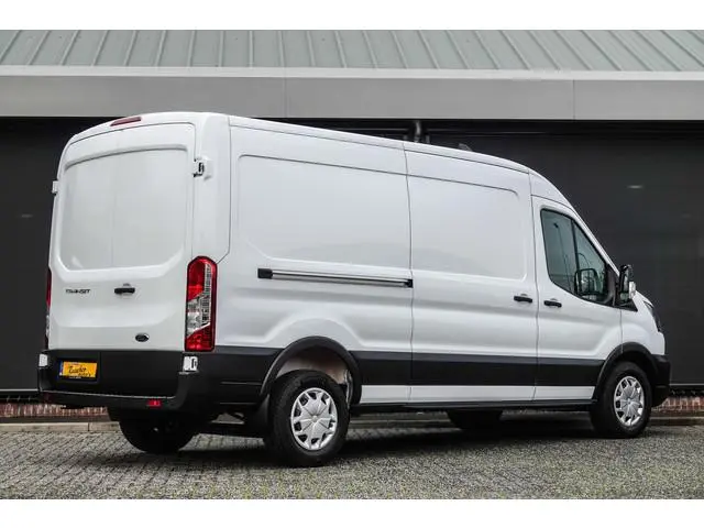 Ford Transit L3H2 2.0Tdci 130PK | 3.500 kg. trekgewicht | Trend 350 | Frozen White