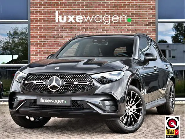 Mercedes-Benz GLC-klasse 300e 4M AMG Premium Distronic Burmester Night 20inch