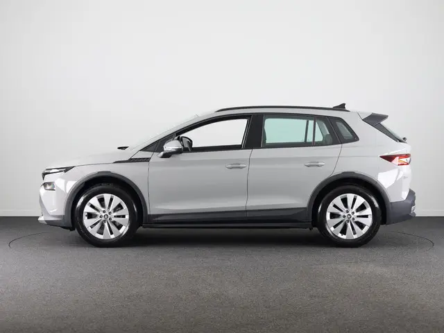 Skoda Elroq 60 Selection 204 pk | Camera | Blind Spot | Cruise Control | 429km range | CarPlay