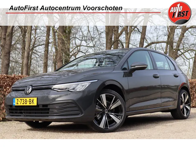 Volkswagen Golf 1.0 eTSI Life Business | Stoelverwarming | Camera | Massage |