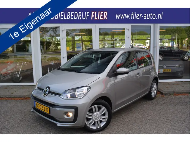 Volkswagen Up! 1.0 60PK High Up! | Cruise | PDC | MF-Stuur | Camera | Orig. NL | NAP |