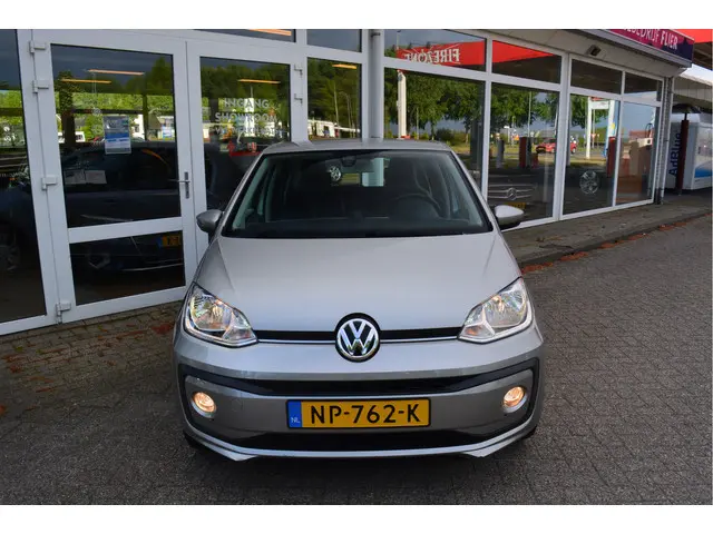 Volkswagen Up! 1.0 60PK High Up! | Cruise | PDC | MF-Stuur | Camera | Orig. NL | NAP |
