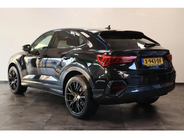 Audi Q3 Sportback 35 TFSI Pro Line business Camera 21'' ACC PDC LED 24 Maanden garantie* (Vraag naar...