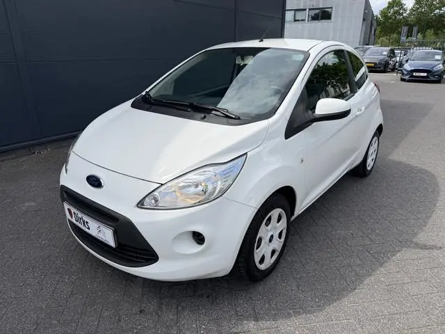 Ford Ka 70pk Style start/stop (Airco - Elektr. Ram - Radio/cd)